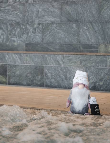 REDUCE Wichtel beim Whirlpool im Hotel Vital