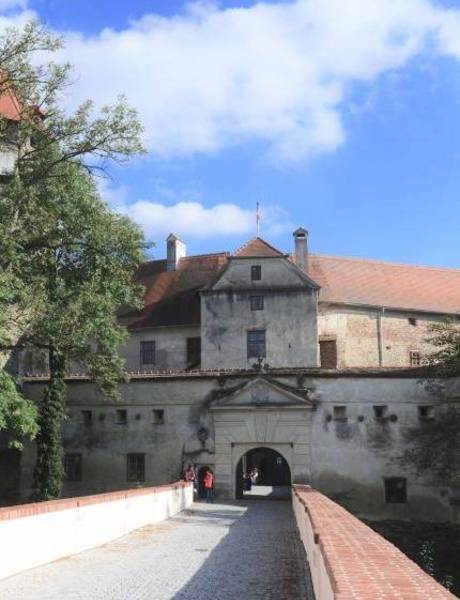 4 seasons cycle route to Schlaining Castle in Burgenland