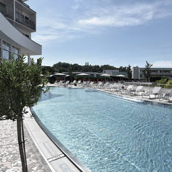 Outdoor pool at REDUCE Hotel Vital****S