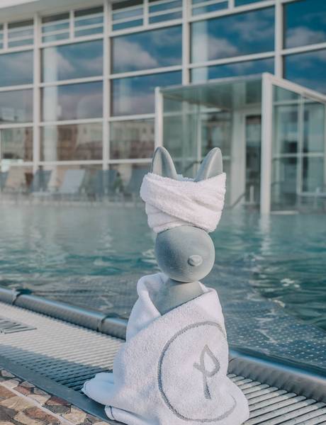 Easter Bunny at the outdoor pool at Hotel Vital